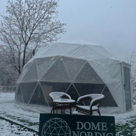 Готель The Frog Glamping Хорезу Екстер'єр фото